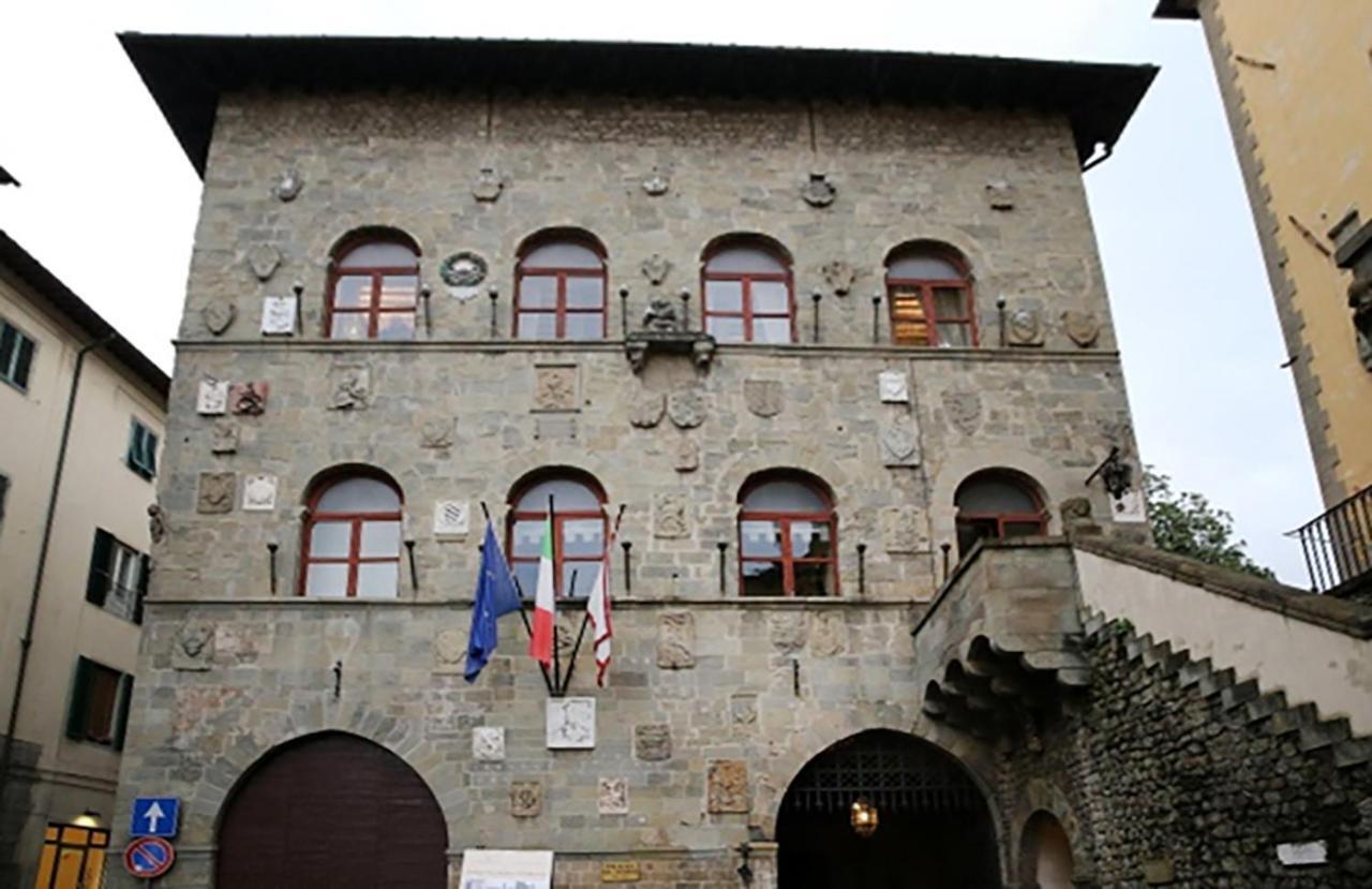 Casa Vacanza Ilia Pescia Exterior photo